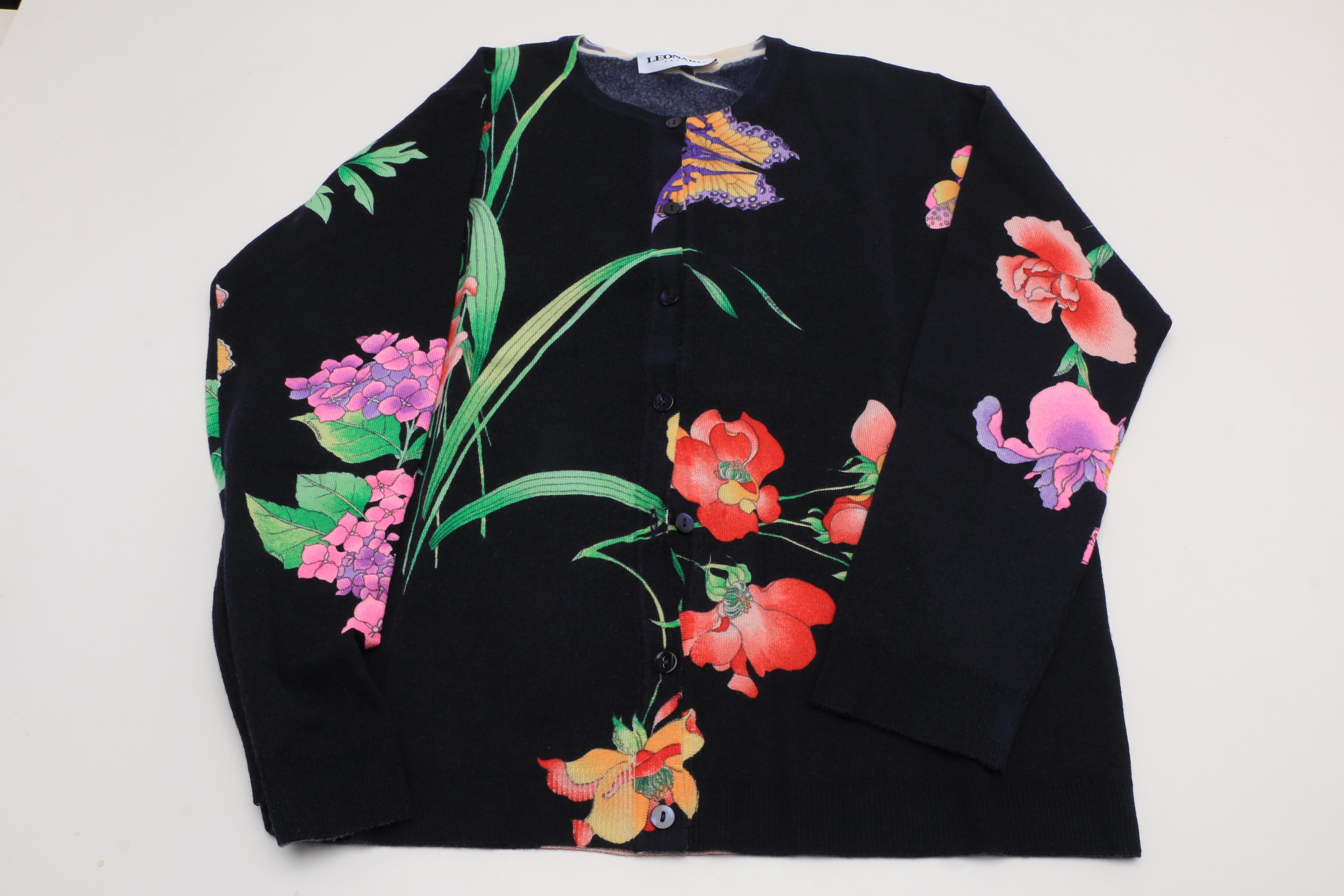 Leonard of Paris Extra Fine Merino Wool Butterfly Twinset in Navy