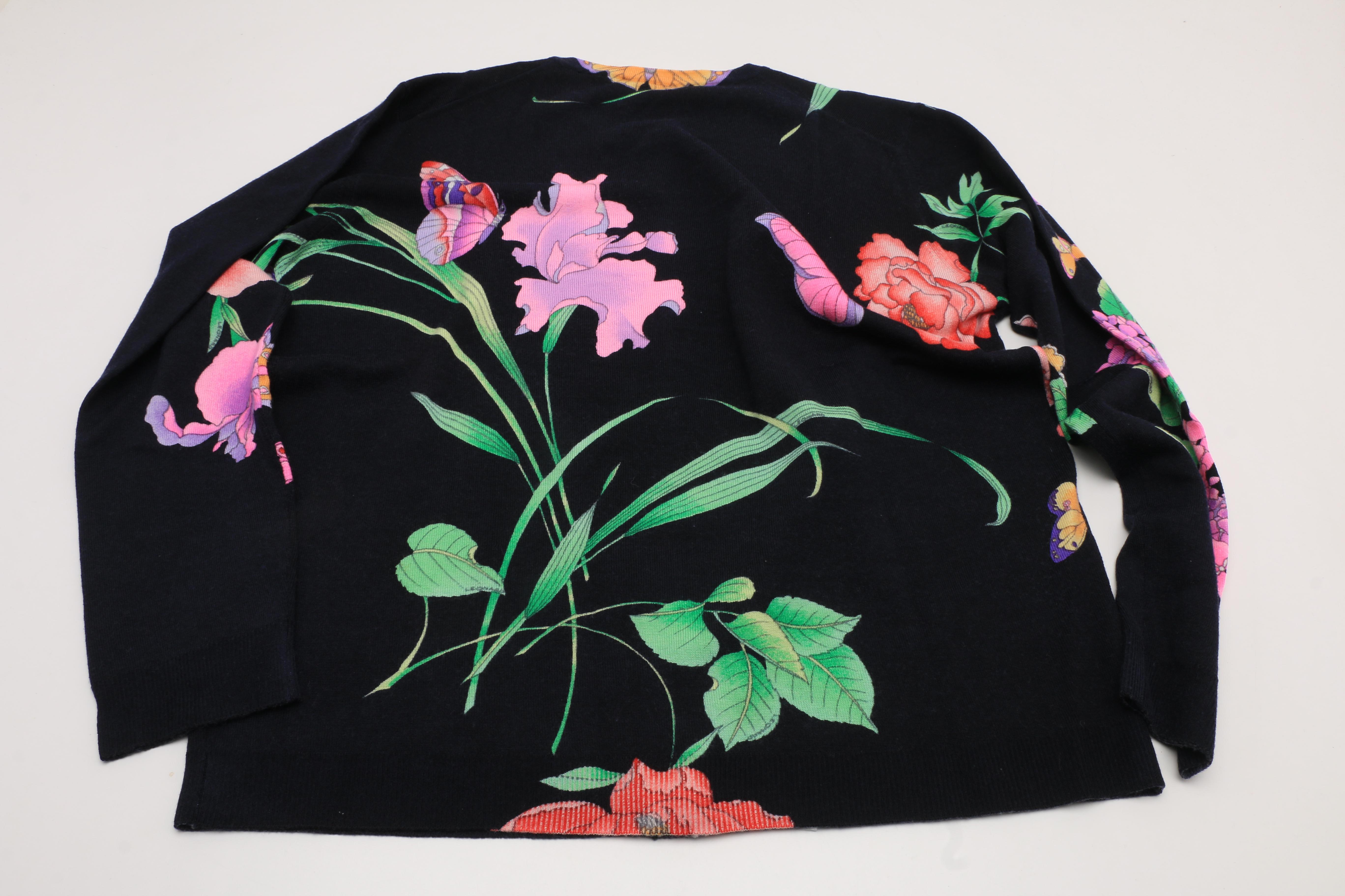 Leonard of Paris Extra Fine Merino Wool Butterfly Twinset in Navy