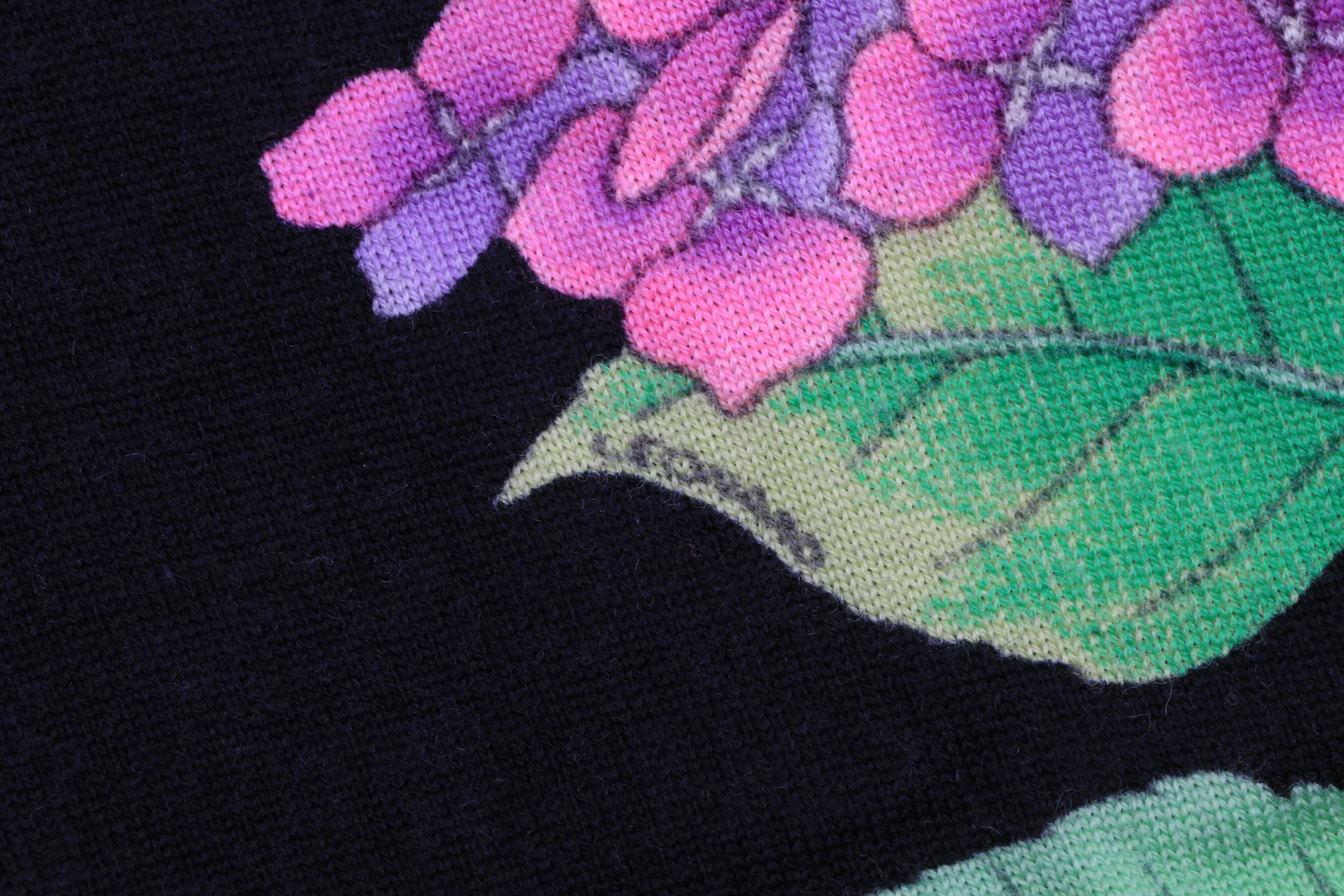 Leonard of Paris Extra Fine Merino Wool Butterfly Twinset in Navy