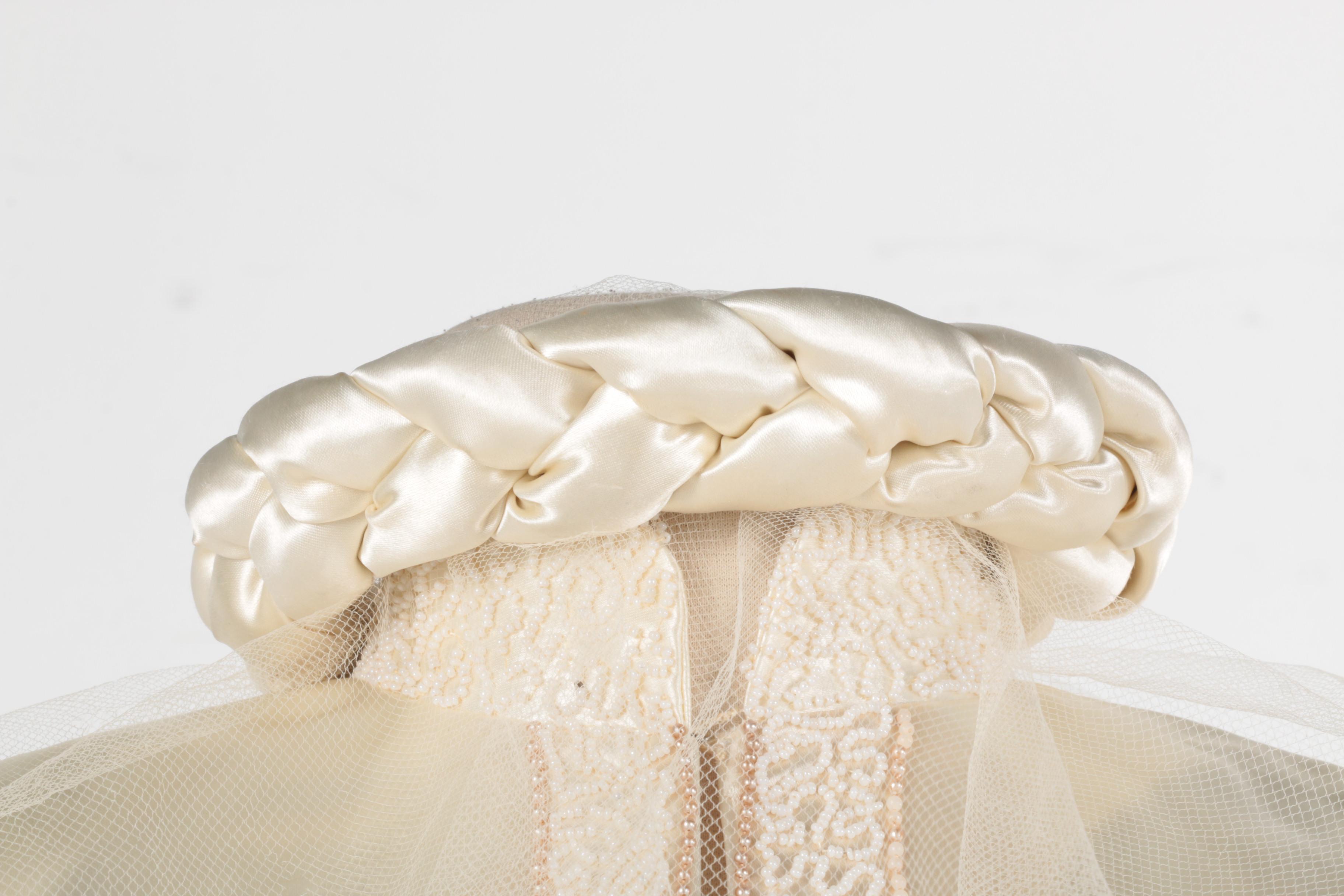 Vintage Wedding Gown with Accessories