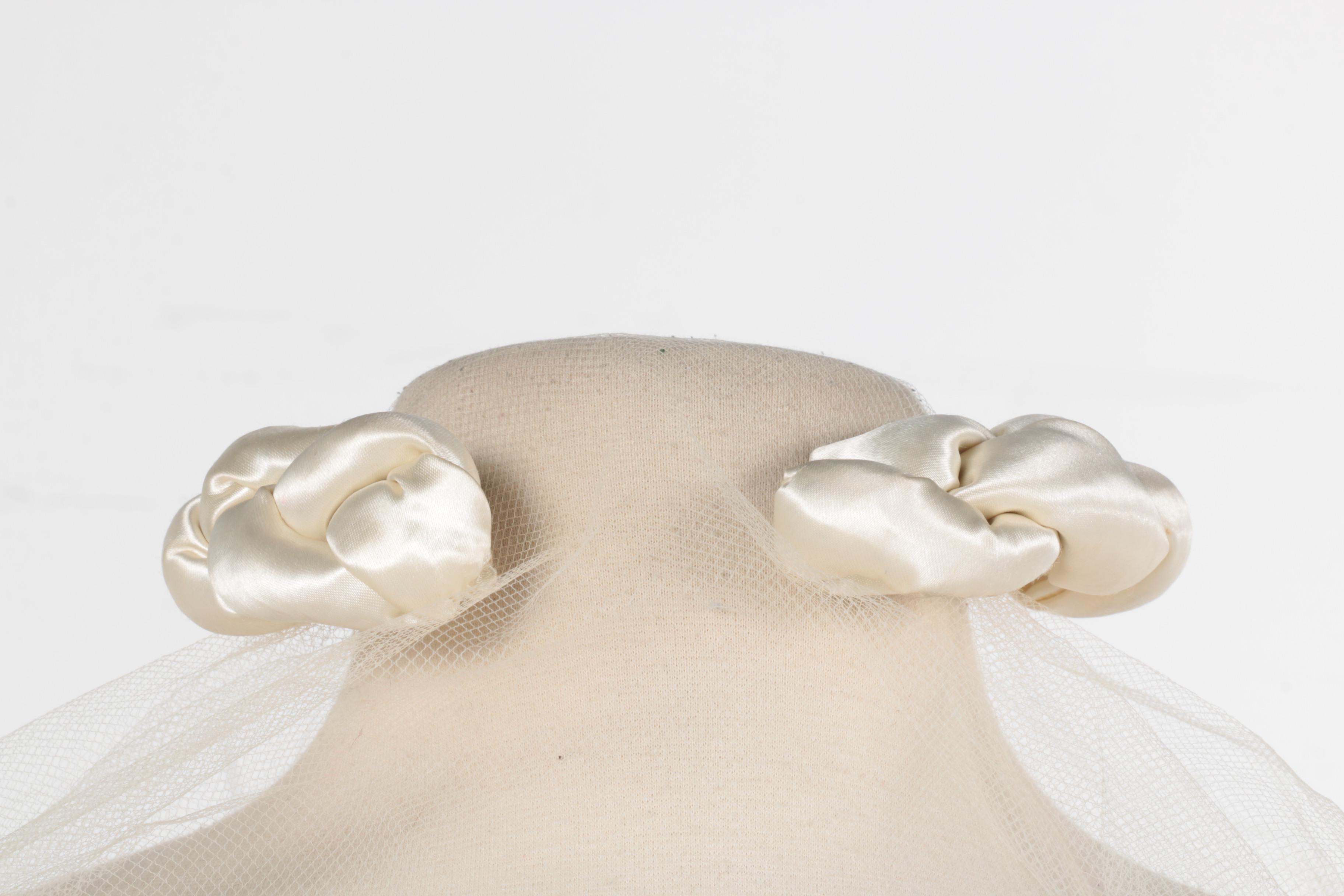 Vintage Wedding Gown with Accessories