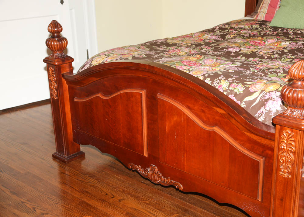 Victorian Style Queen Sized Bed