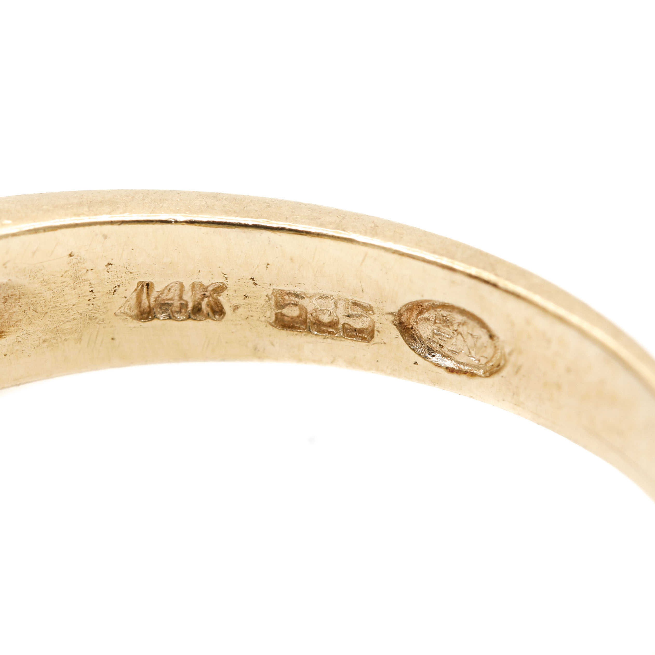 14K Yellow Gold Diamond and Ruby Ring