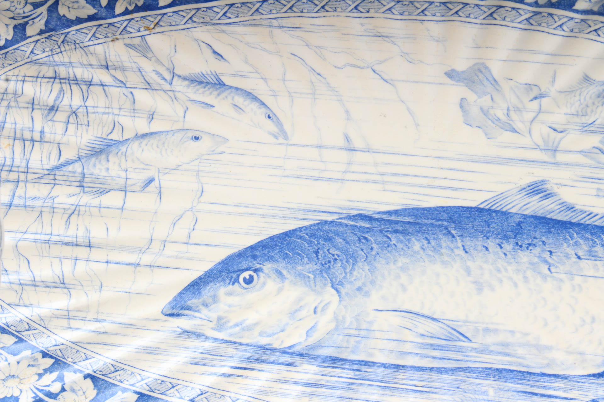 W.T. Copeland & Sons Blue on White Porcelain Fish Service, late 19th Century