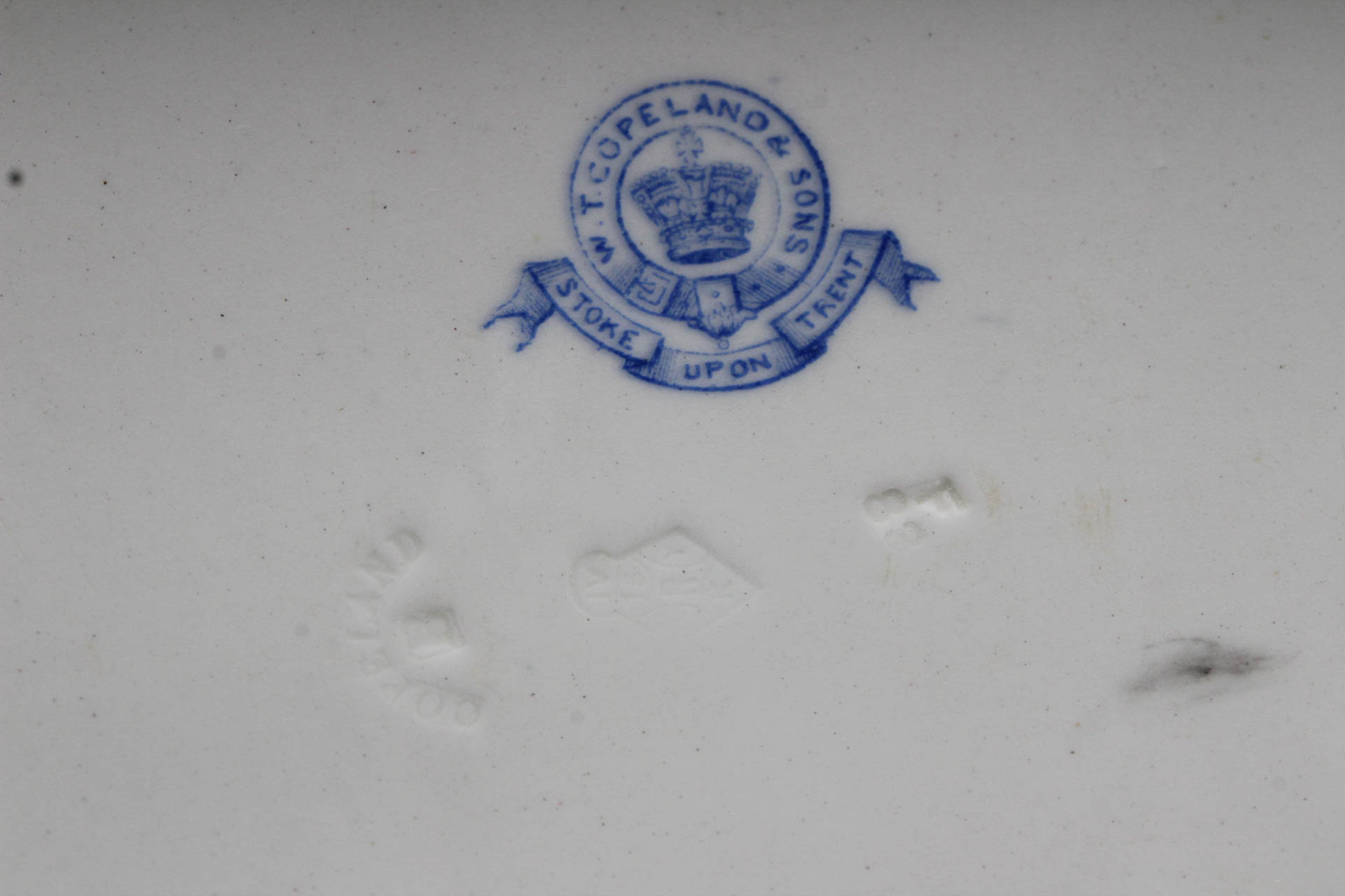 W.T. Copeland & Sons Blue on White Porcelain Fish Service, late 19th Century