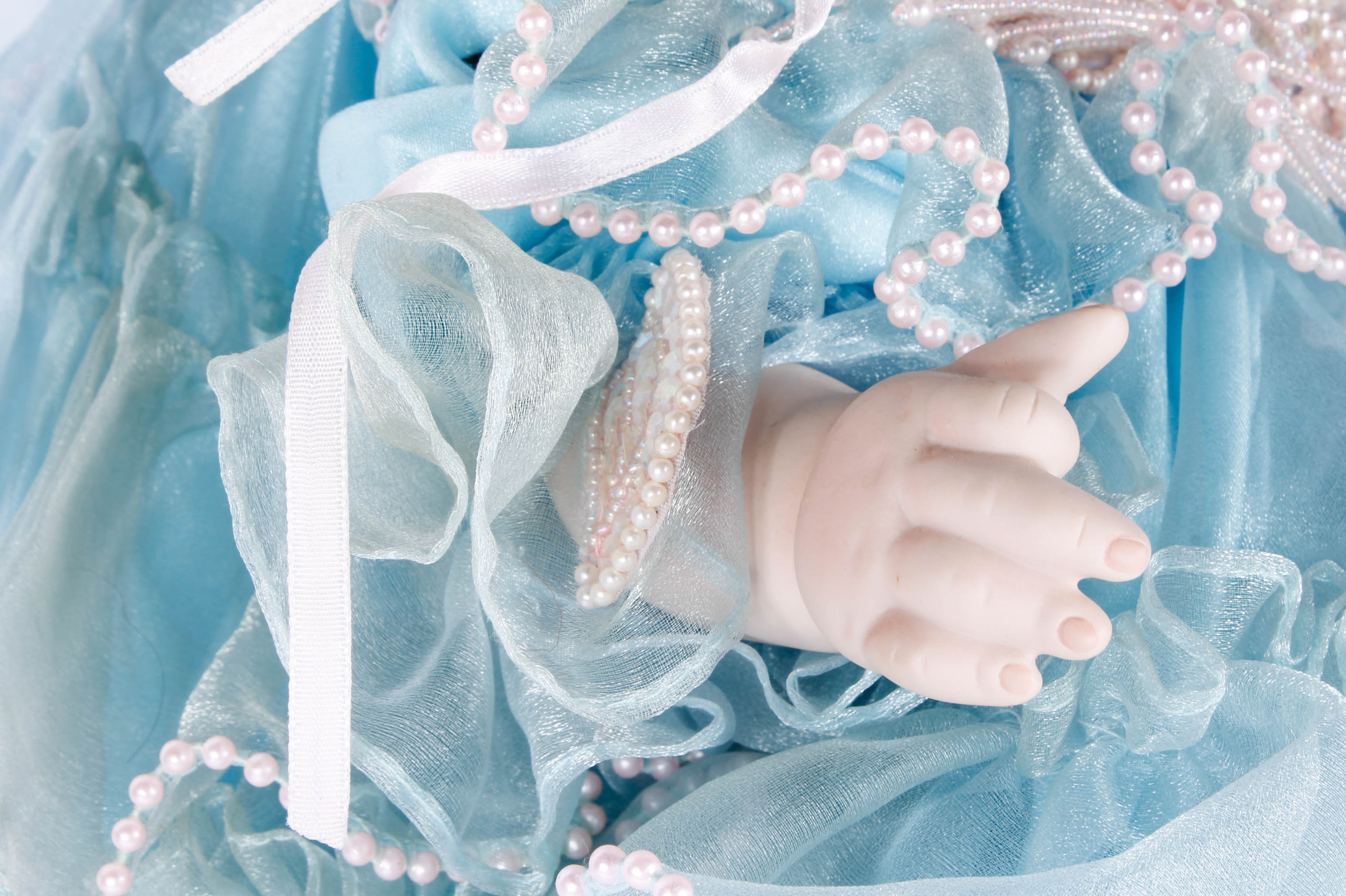 Welden Museum "Powder Puff" Porcelain Doll