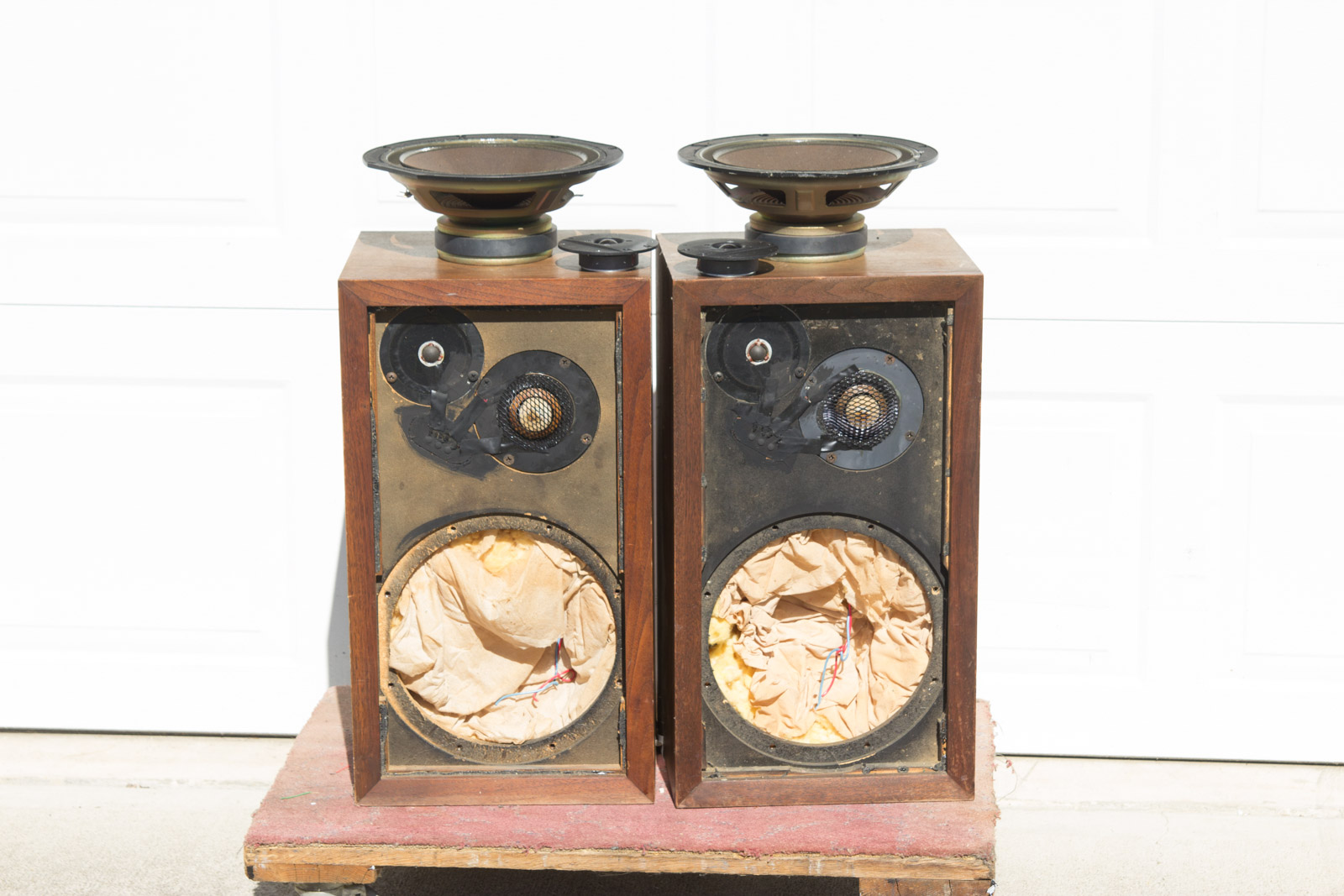 Vintage Acoustic Research AR-3A Speakers