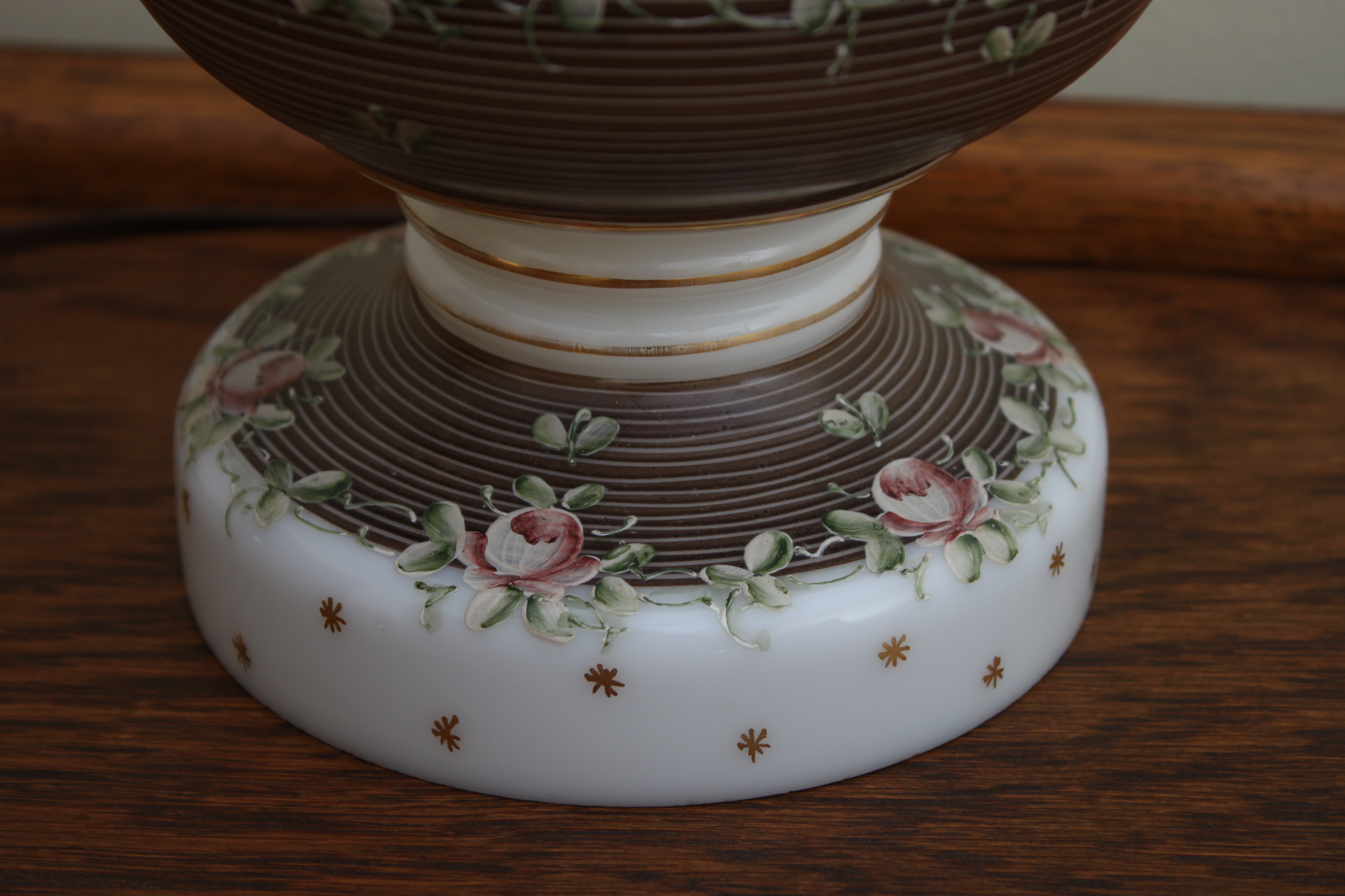 Vintage Hand-Painted Milk Glass Table Lamp