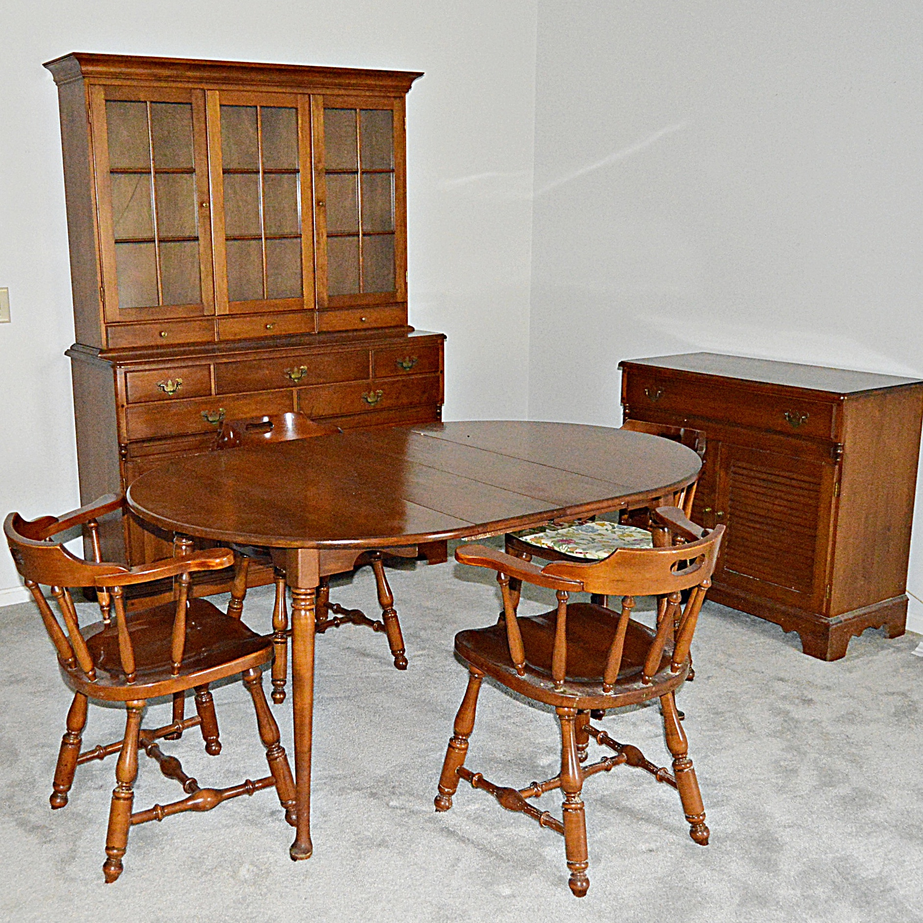 Vermont of Winooski Rock Maple Dining Suite