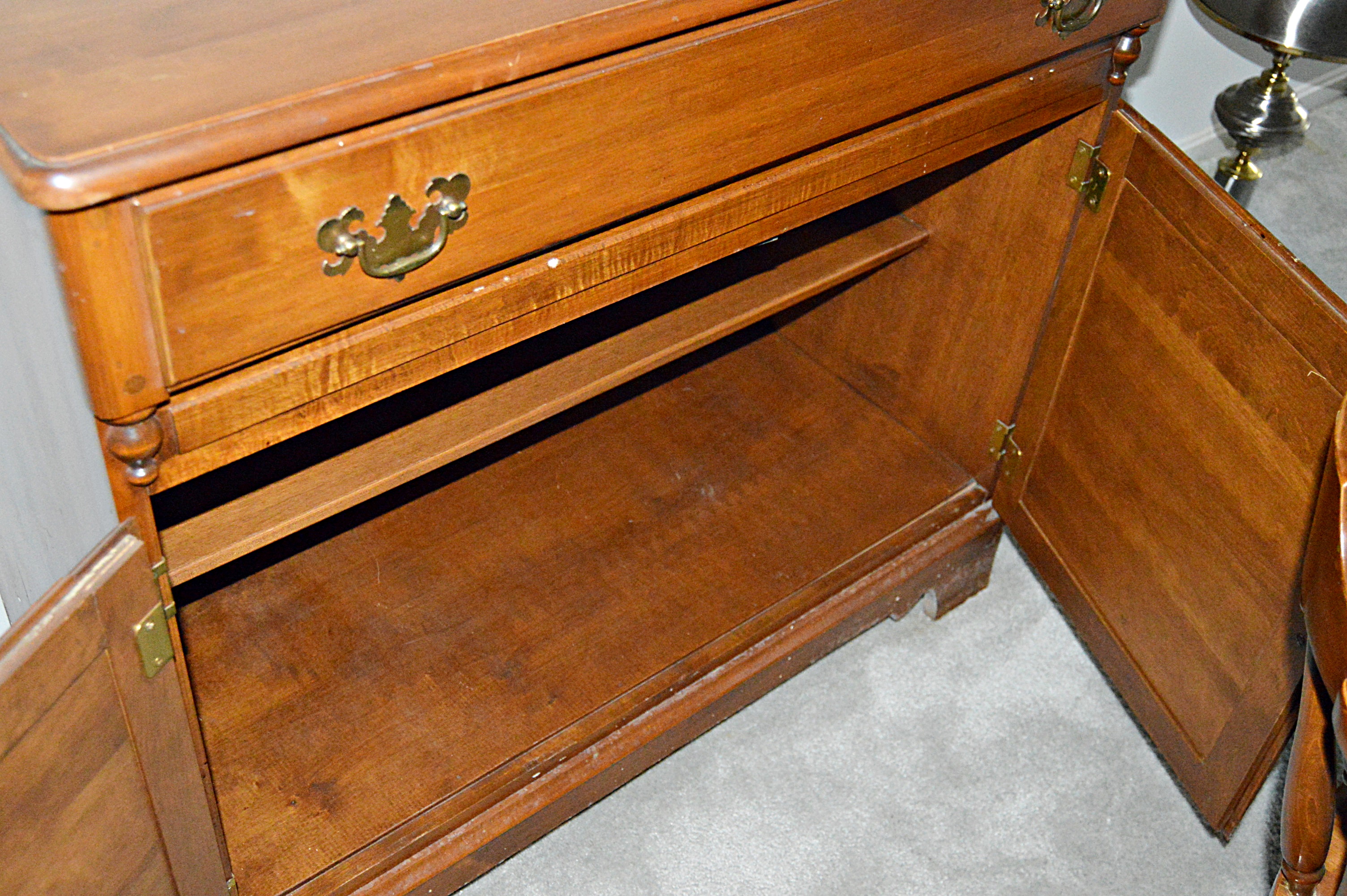 Vermont of Winooski Rock Maple Dining Suite