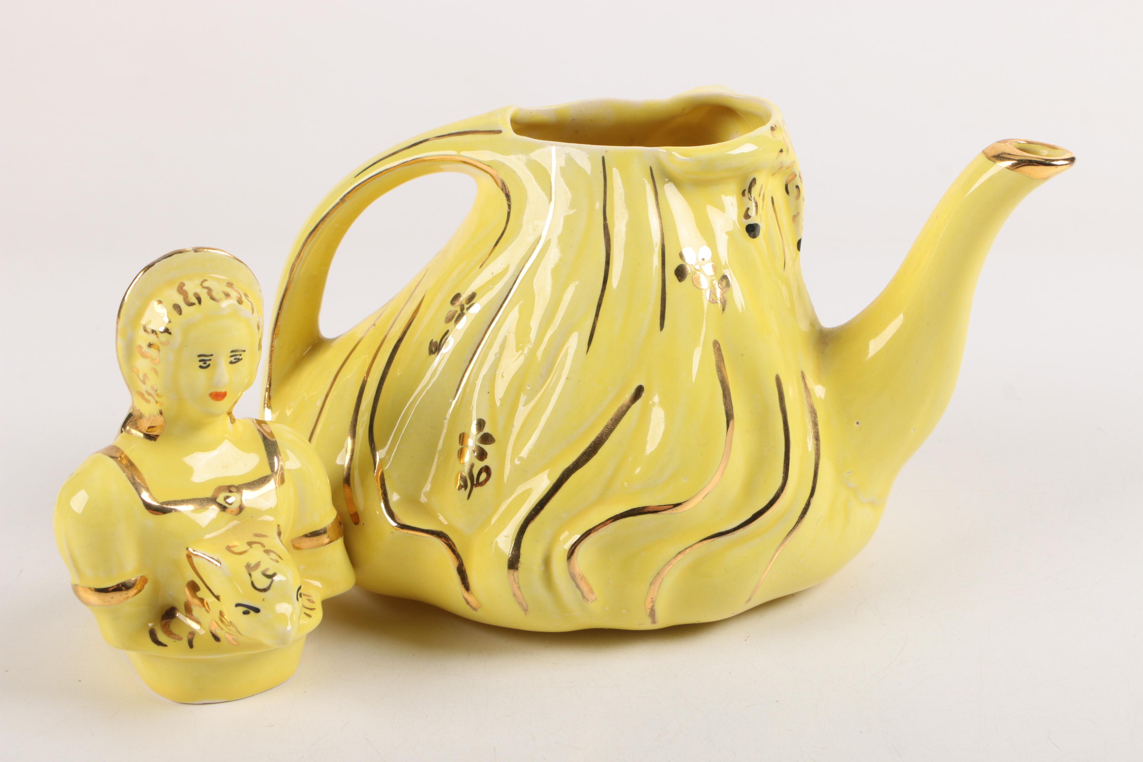 Lingard "Mary Had a Little Lamb" Figural Teapot and Sheep Creamer