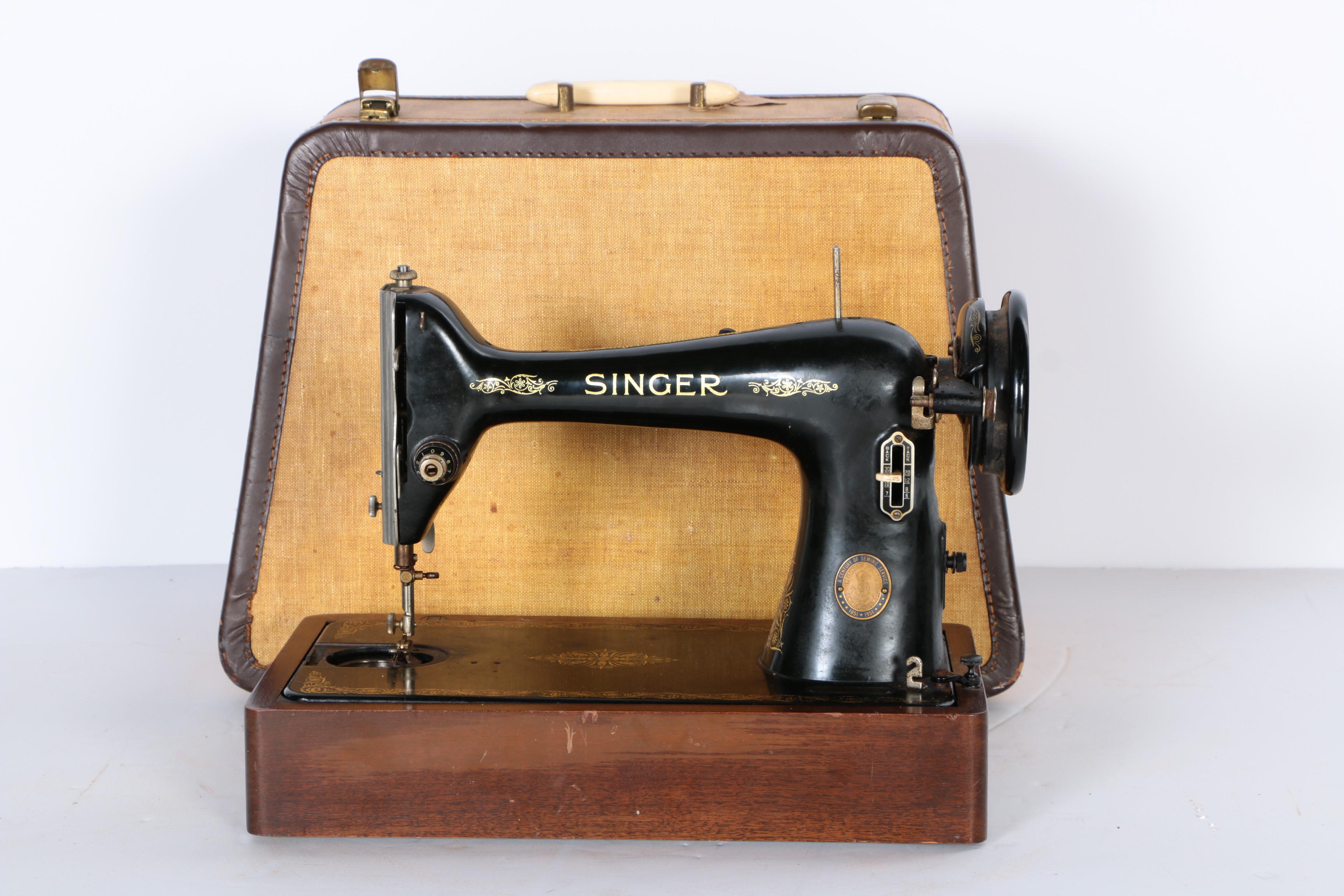 1950 AJ Series Singer Sewing Machine