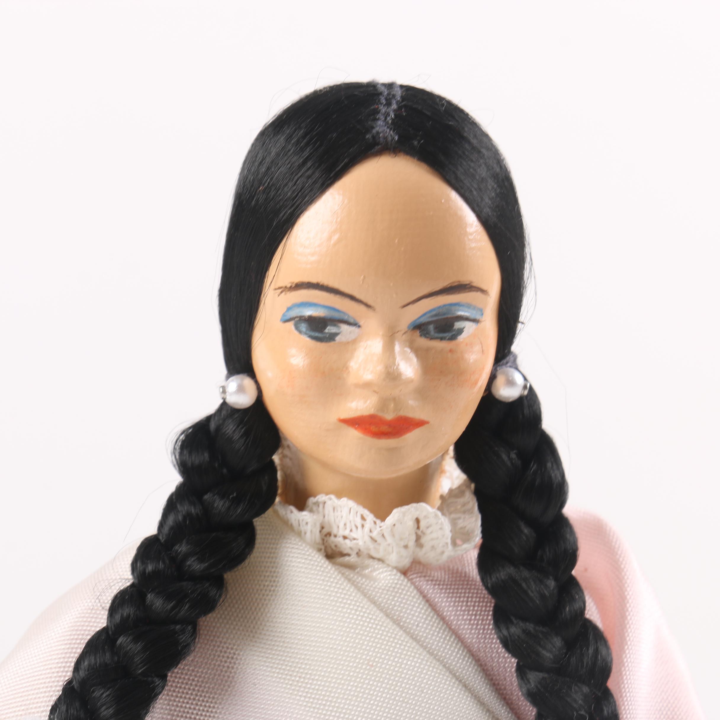 Inuit and Native American Inspired Dolls