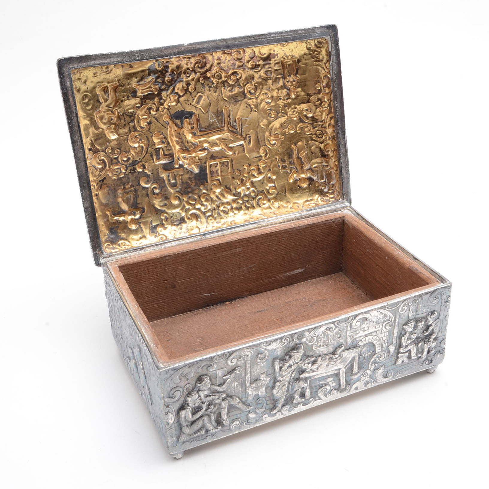 Early 20th Century Barbour Silver Plate Cigarette Box With Dutch Designs