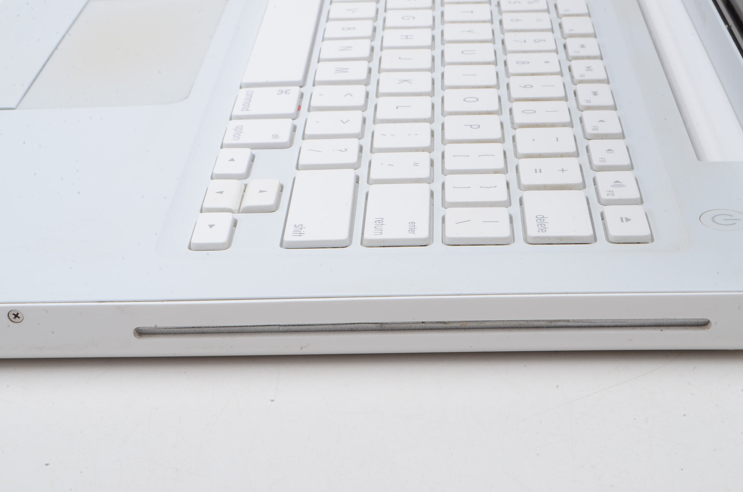 Apple 13" MacBook Laptop