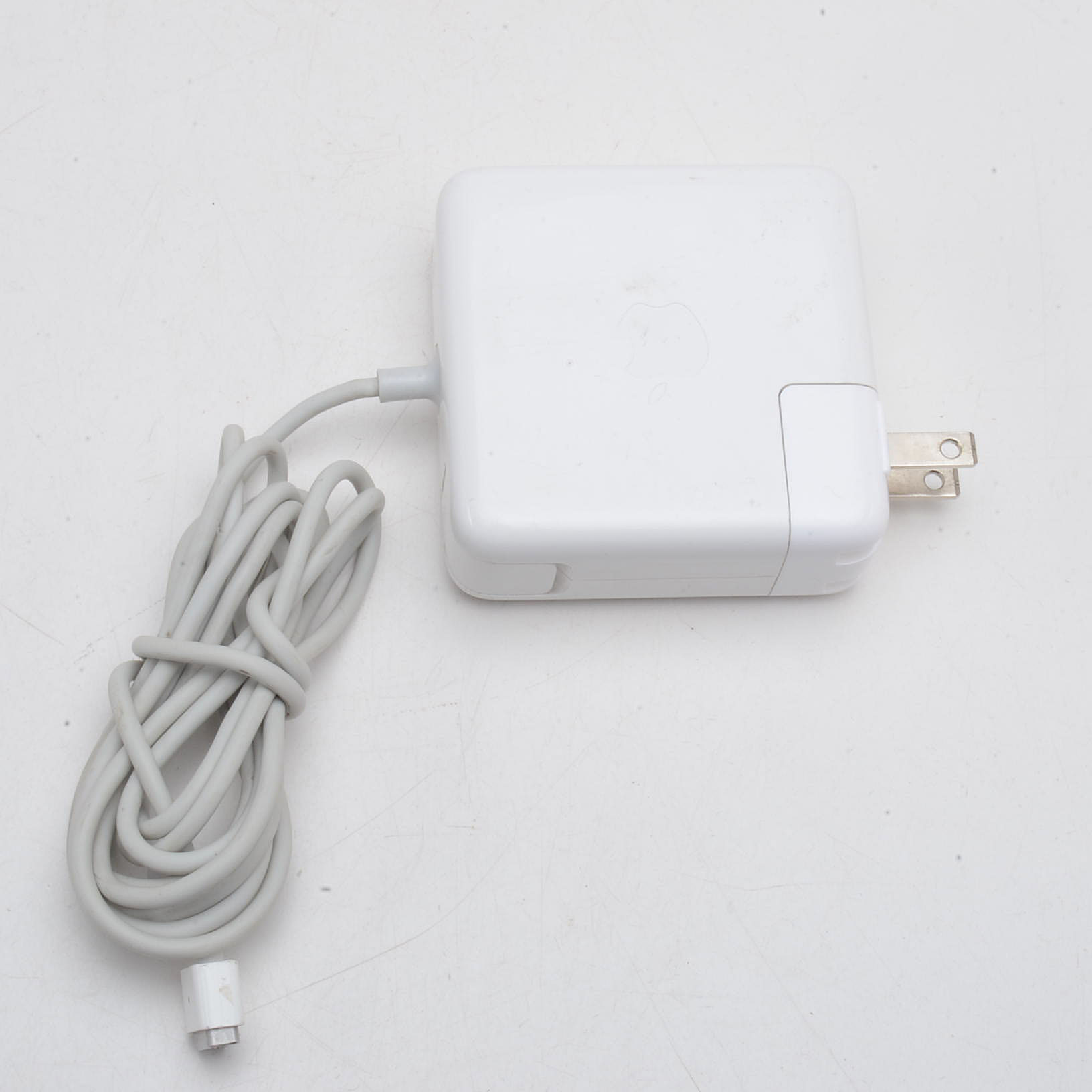 Apple 13" MacBook Laptop