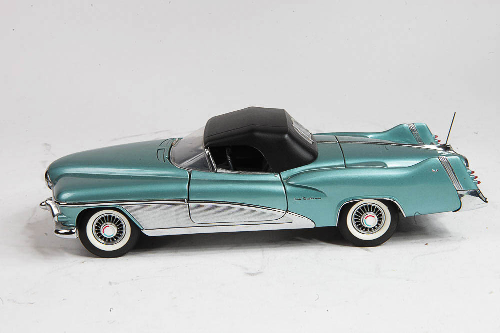 Franklin Mint 1951 Buick LeSabre Die-Cast Car