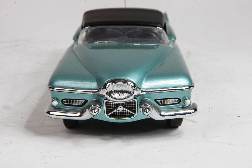Franklin Mint 1951 Buick LeSabre Die-Cast Car