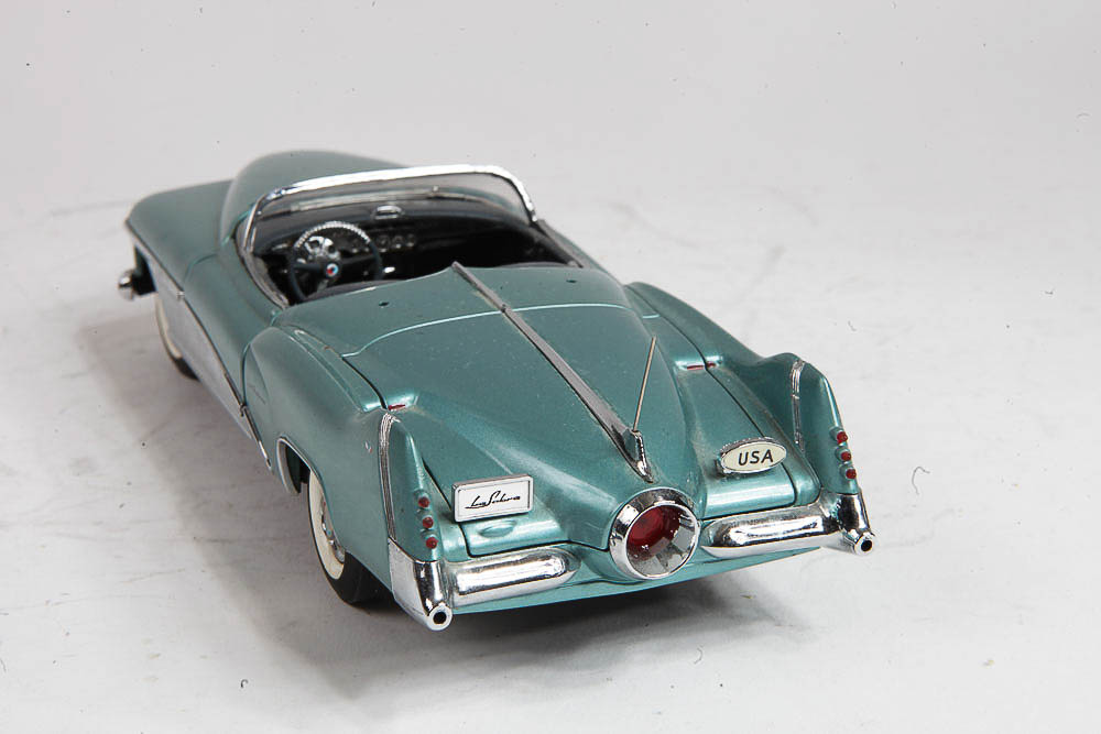 Franklin Mint 1951 Buick LeSabre Die-Cast Car