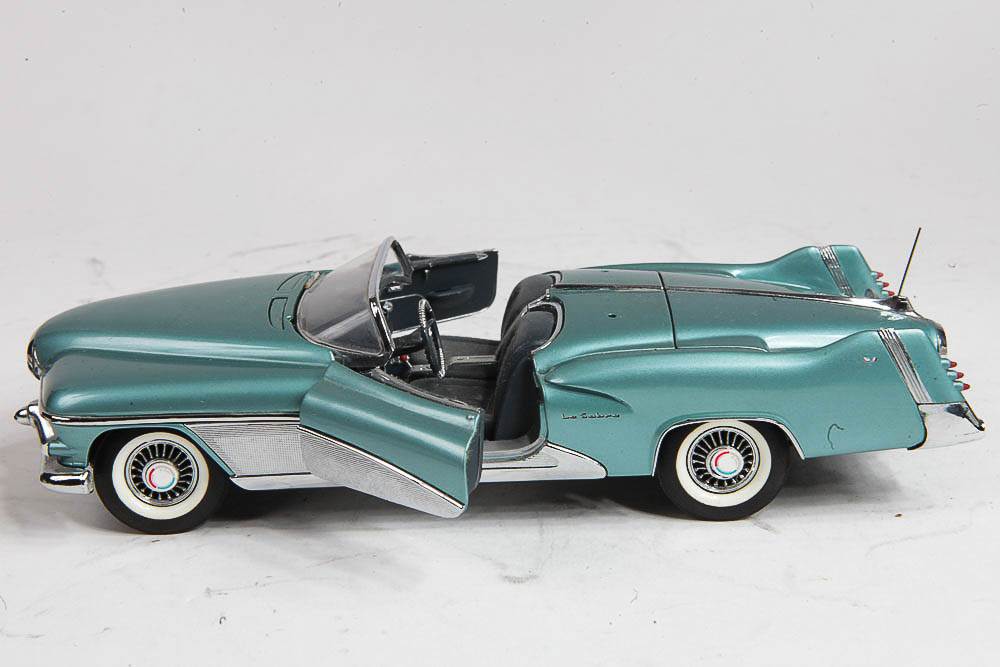 Franklin Mint 1951 Buick LeSabre Die-Cast Car