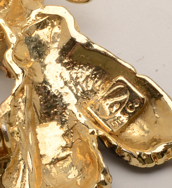 Vintage Costume Jewelry Including Crown Trifari and Giovanni