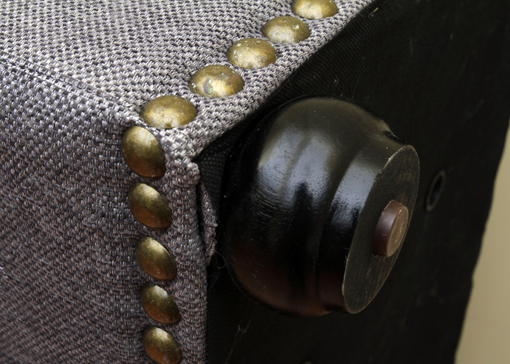 Upholstered Storage Bench by Tainoki.