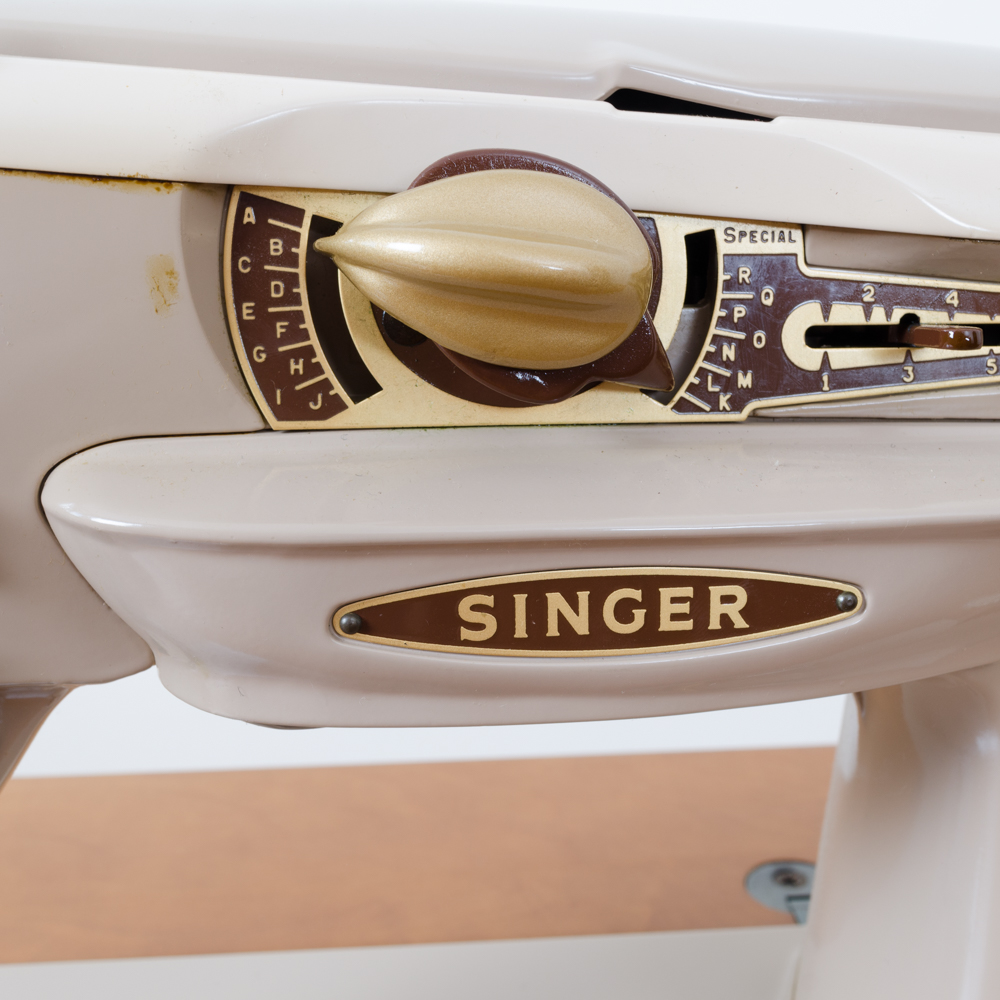 Singer "Slant-O-Matic 500" Sewing Machine with Cabinet