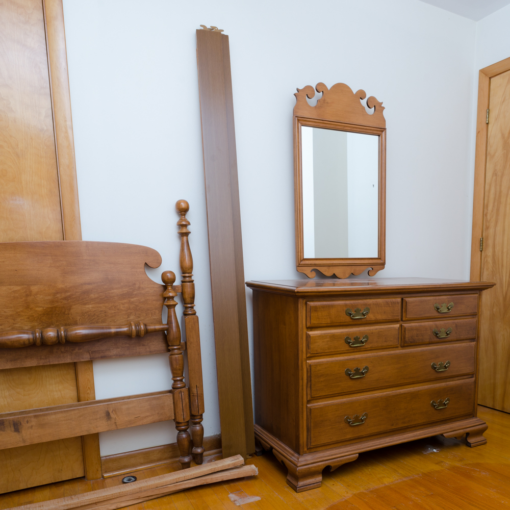 Maple American Colonial Style Two-Piece Bedroom Set by Roger Conant Group