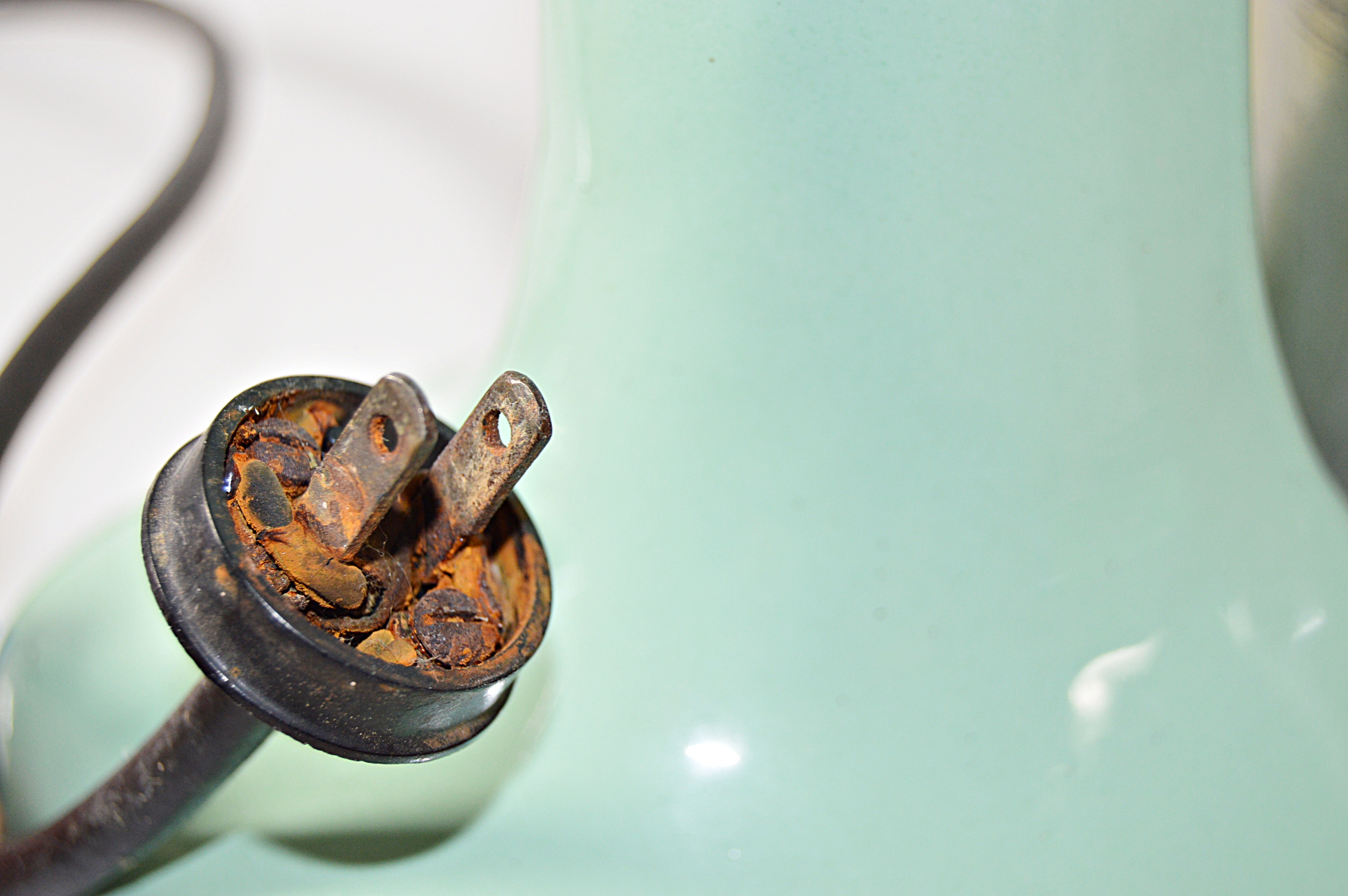 Vintage Hamilton Beach Milkshake Mixer and Vogue "Juice O Mat"