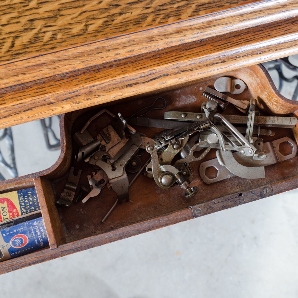 Antique Singer Sewing Machine and Treadle Table