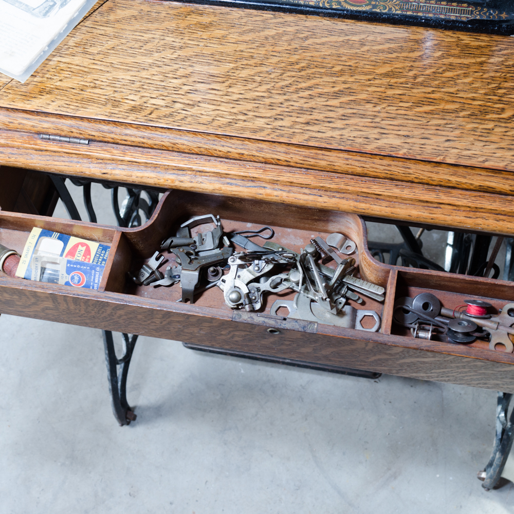 Antique Singer Sewing Machine and Treadle Table