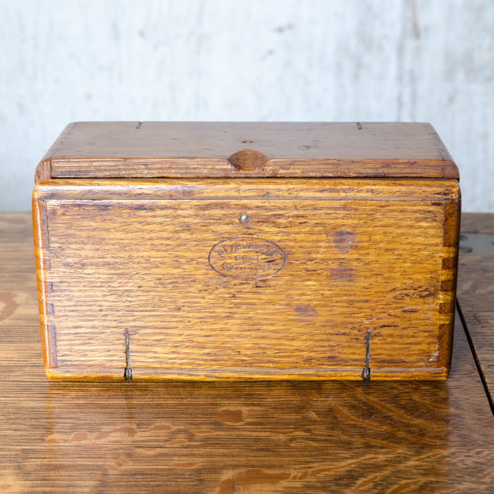 Antique Singer Sewing Machine and Treadle Table