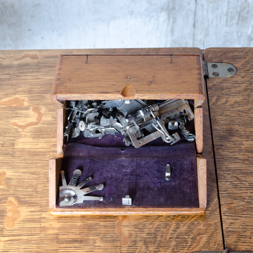 Antique Singer Sewing Machine and Treadle Table