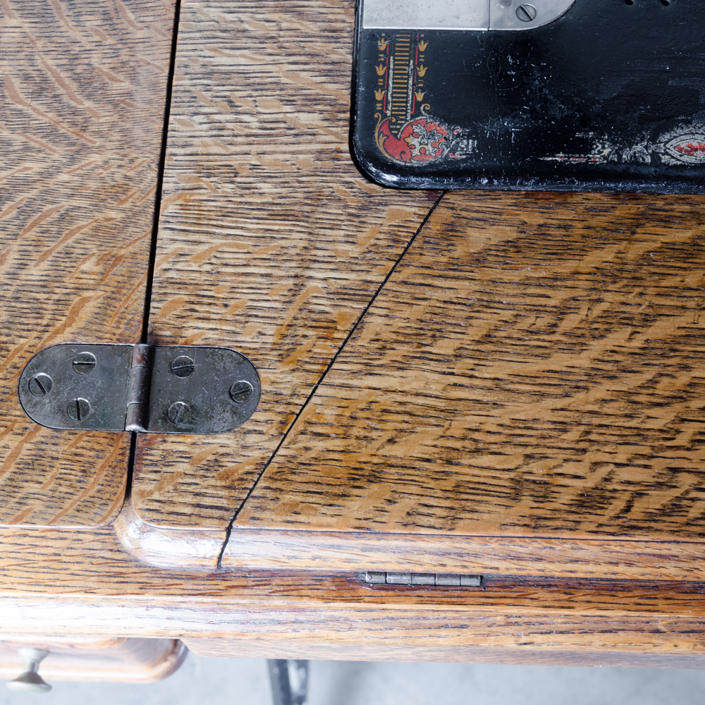 Antique Singer Sewing Machine and Treadle Table