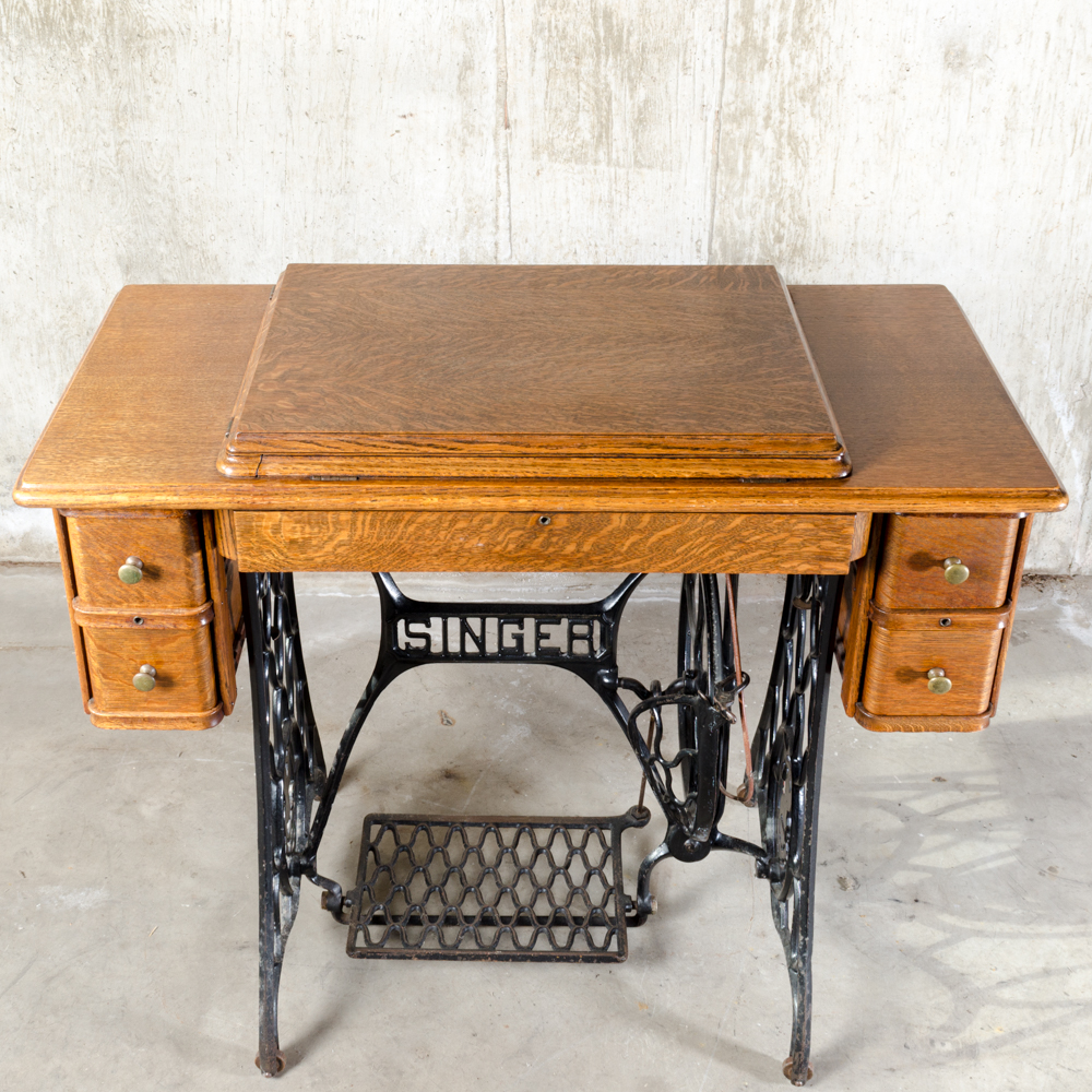 Antique Singer Sewing Machine and Treadle Table