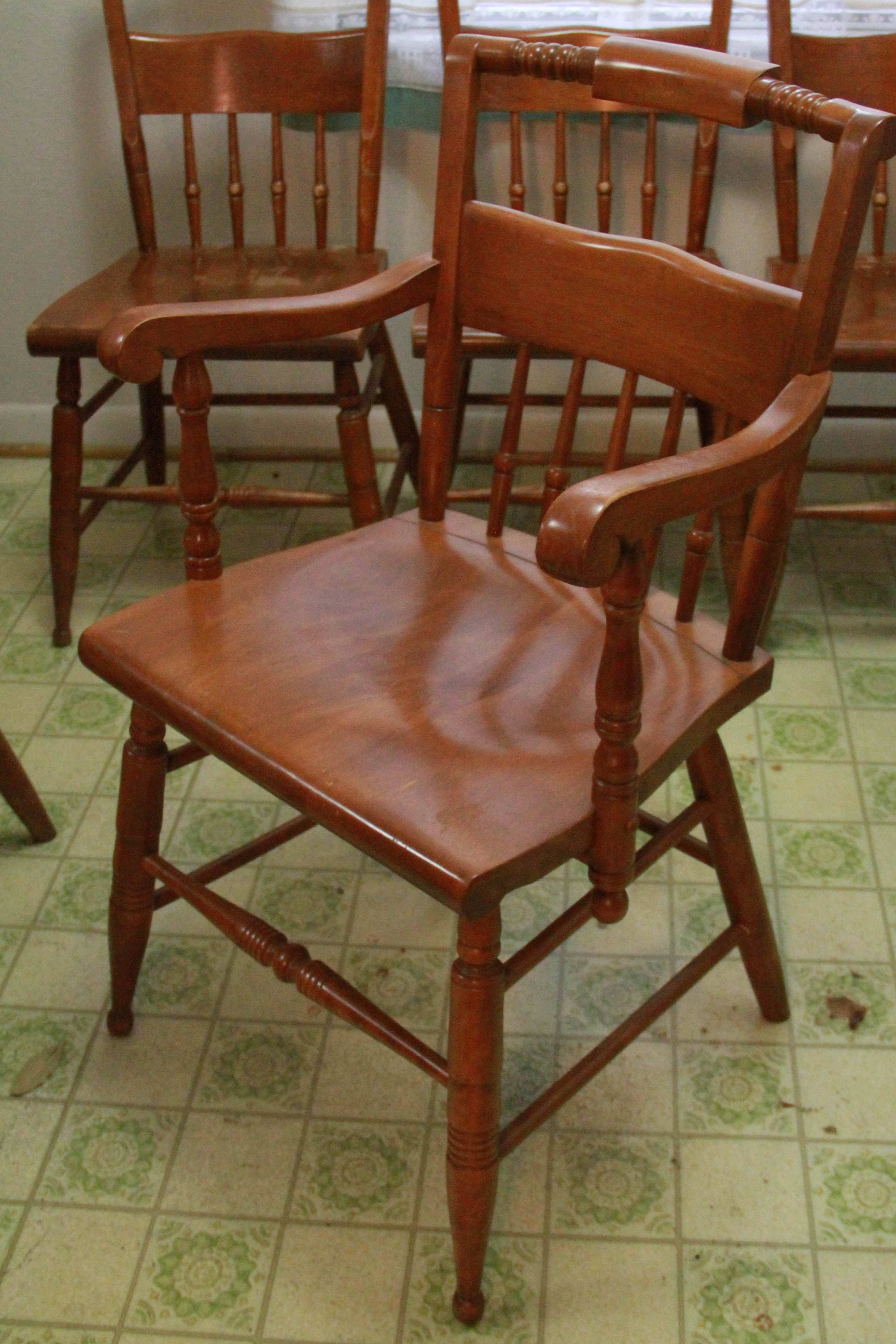 Vintage Dining Table with Leaf Inserts and Chairs