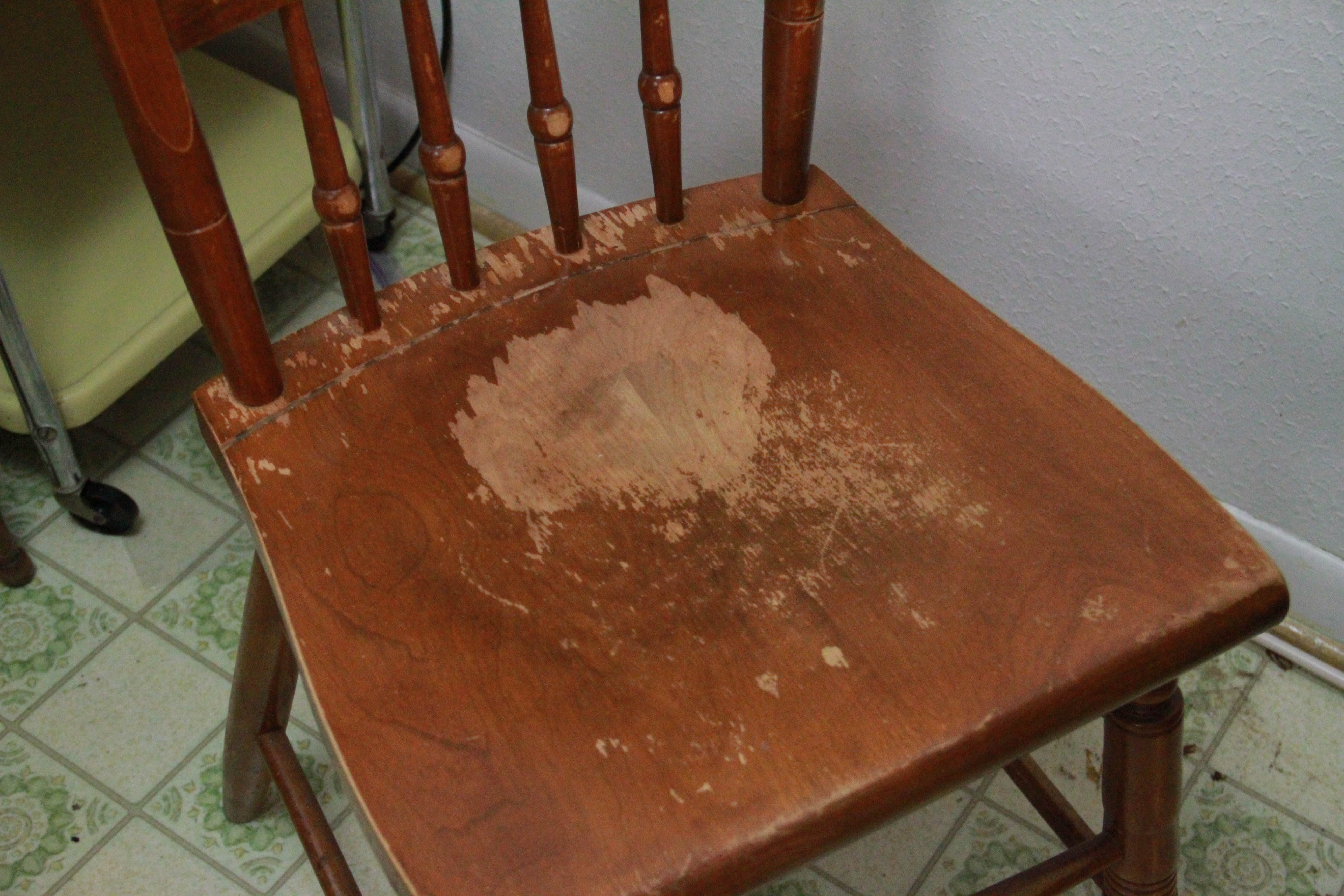 Vintage Dining Table with Leaf Inserts and Chairs