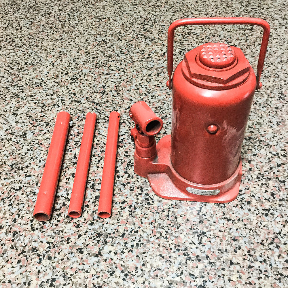 Husky 20-Ton Hydraulic Jack