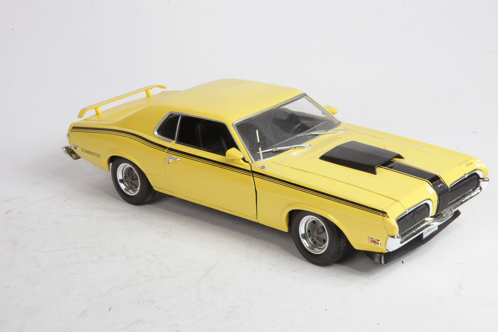 Mercury Cougar Die-Cast Muscle Cars