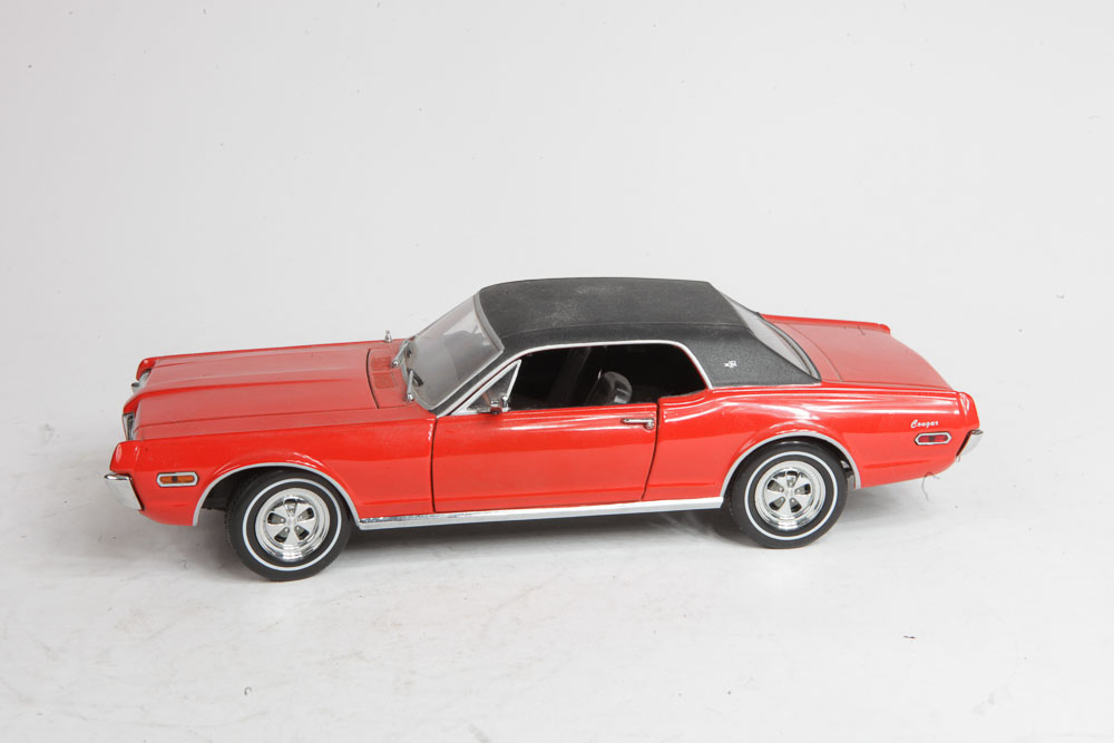 Mercury Cougar Die-Cast Muscle Cars