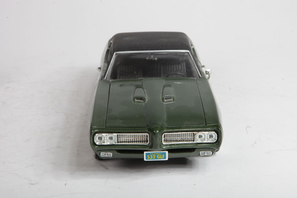 1:18-Scale Pontiac GTO Die Cast Cars