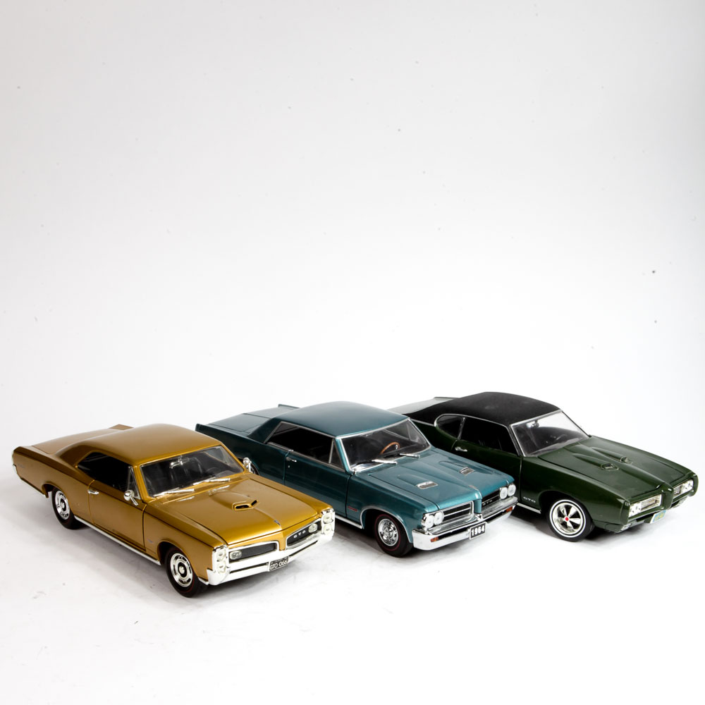 1:18-Scale Pontiac GTO Die Cast Cars