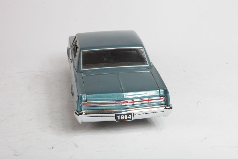 1:18-Scale Pontiac GTO Die Cast Cars