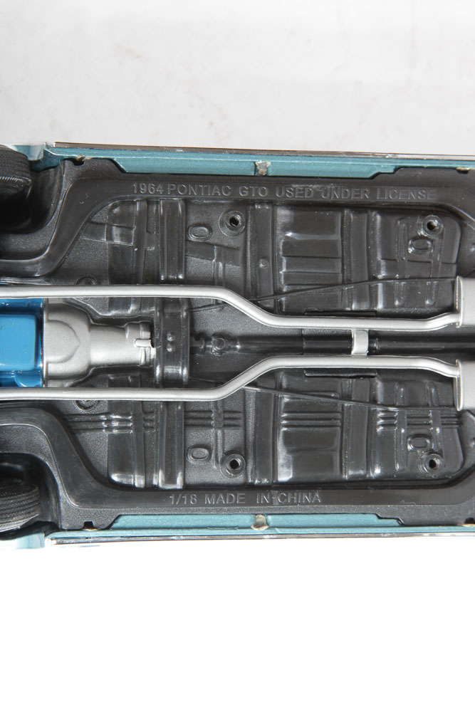 1:18-Scale Pontiac GTO Die Cast Cars