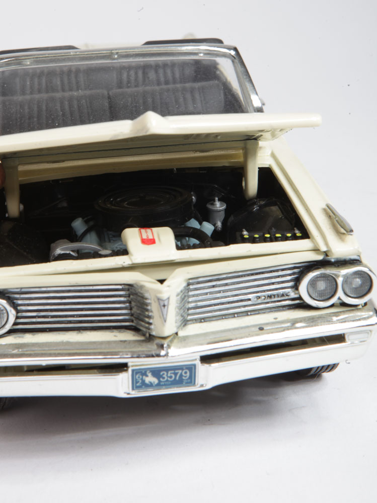 Pair of 1962 Pontiac Catalina Die-Cast Cars