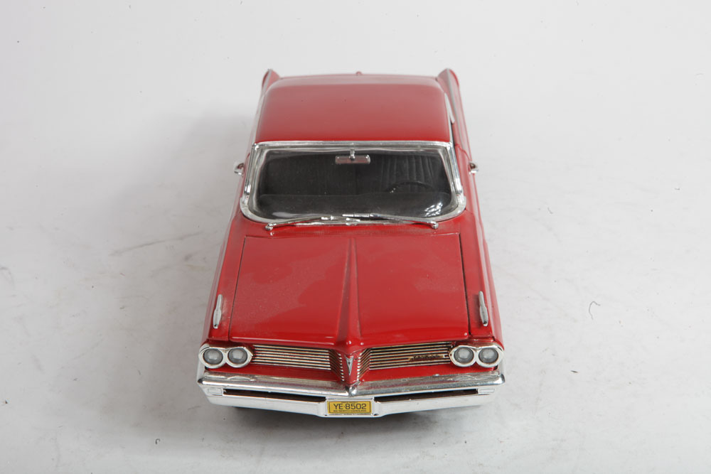 Pair of 1962 Pontiac Catalina Die-Cast Cars