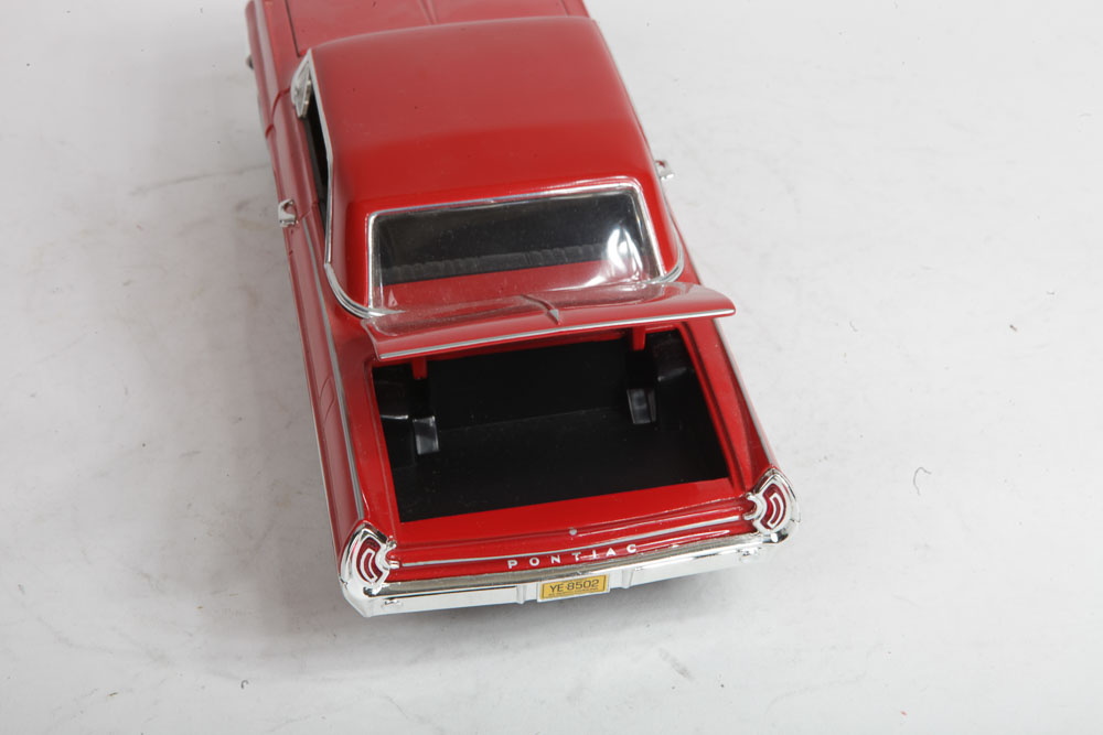 Pair of 1962 Pontiac Catalina Die-Cast Cars