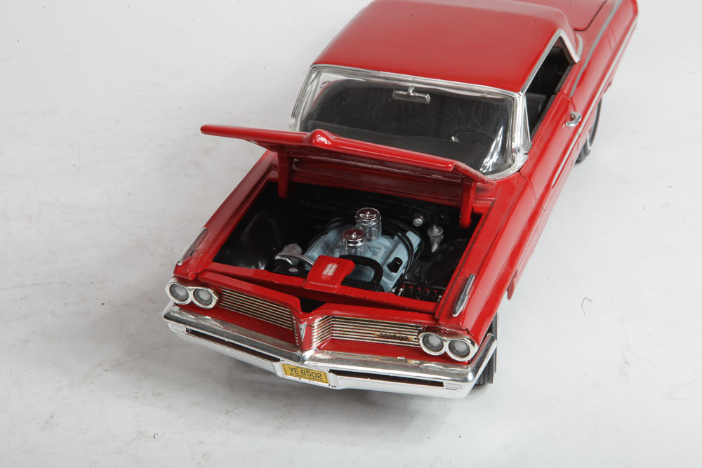 Pair of 1962 Pontiac Catalina Die-Cast Cars