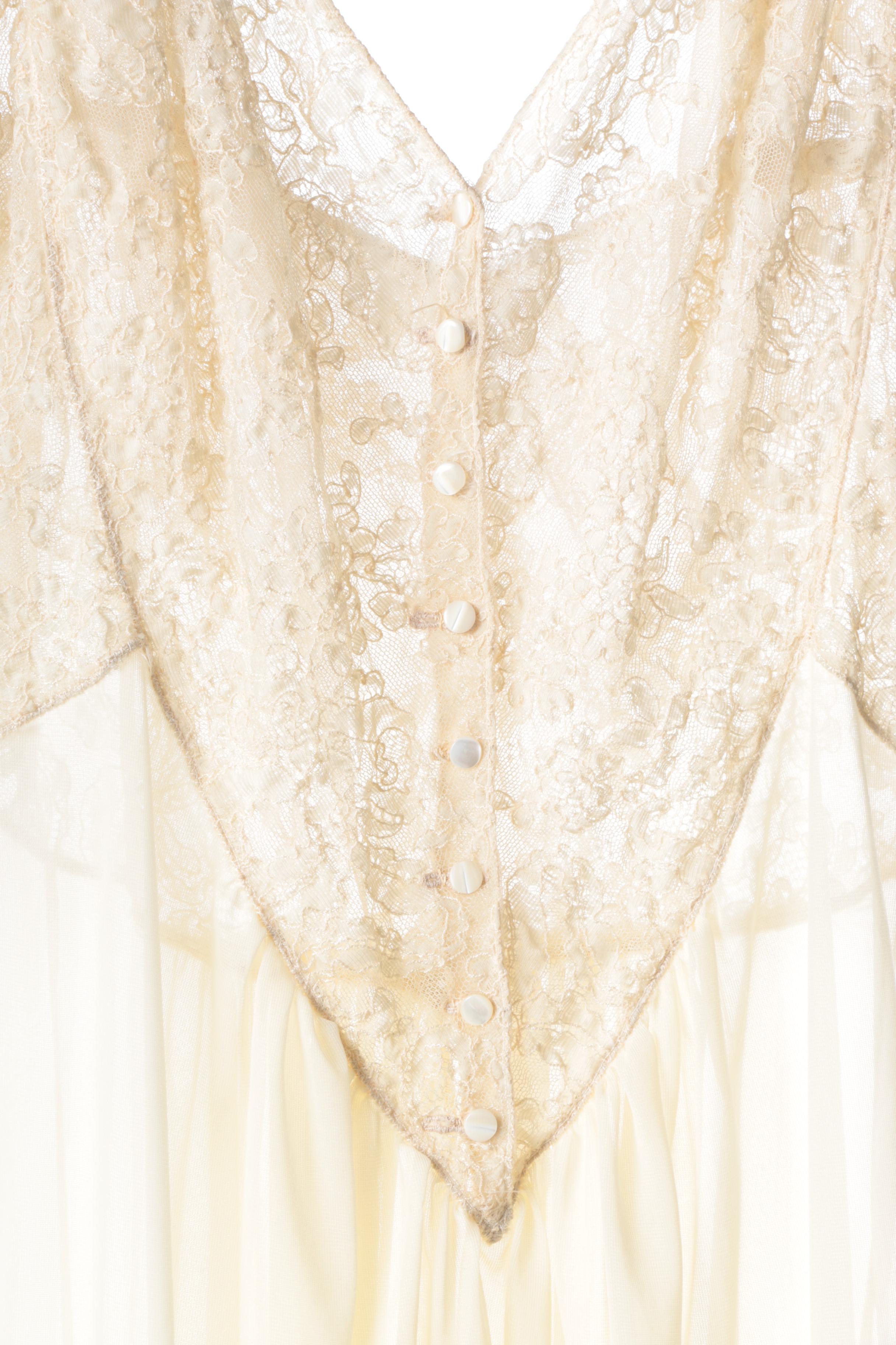 Henson Lingerie Lace Nightgown and Robe