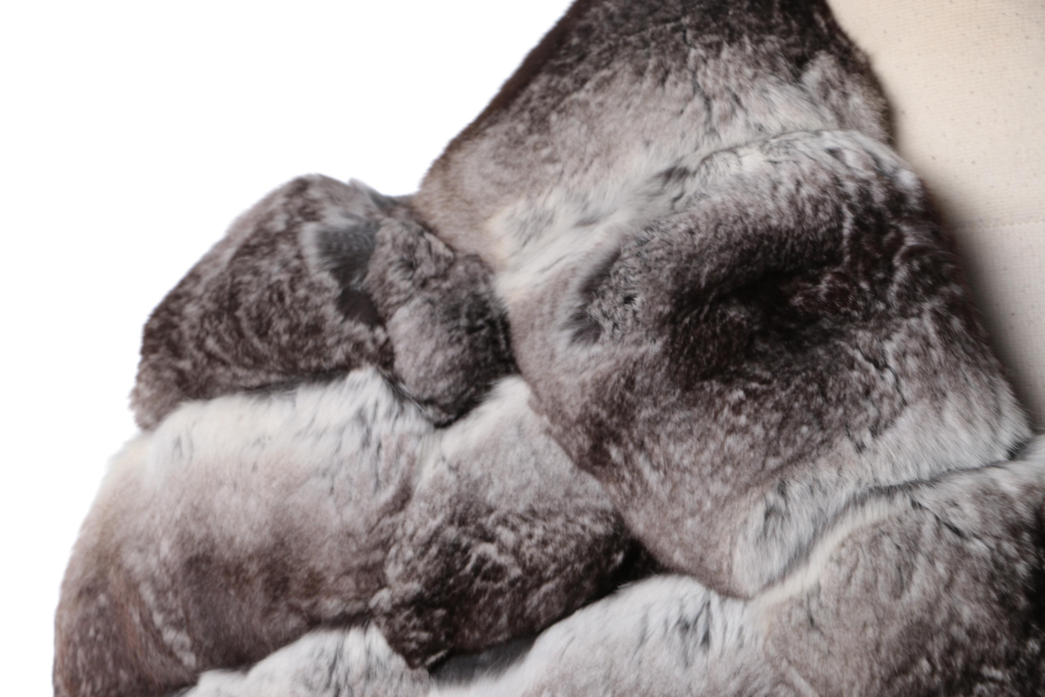 Women's Vintage Chinchilla Fur Coat